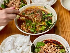 -余庆小吃(小吃一条街店)