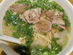 -嘻小北·兰州清汤牛肉面(太平洋森活天地店)