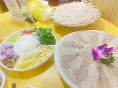 -官塘陈记鱼生·潮汕砂锅粥·牛肉火锅(潮枫路总店)