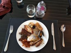 -圣丰索菲特·2 On 988 Café 自助餐厅