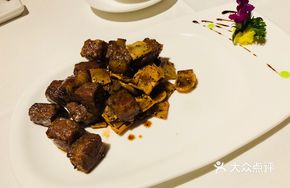 Garlic Sliced Wagyu Bites