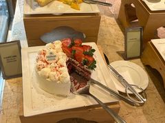 -大中华希尔顿酒店-念自助餐·嗨啤·小龙虾