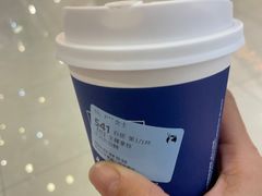 -瑞幸咖啡(巴黎春天陕西路店)