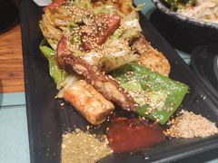 -八月美食小馆(银泰城总店)
