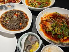 -万重锦·人文川菜馆(骡马市店)