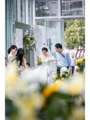 -MECCI婚礼摄影跟拍(红东方广场店)