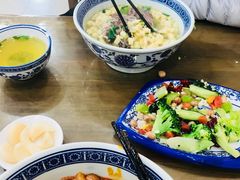 -伊坊楼泡馍馆(华洲城熙悦都店)