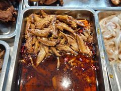 -王浩儿纪六孃甜皮鸭(乐山总店)