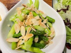 芦笋-1886德国汽车餐厅(外滩十六铺码头店)