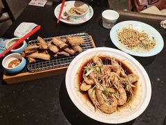 杭州老头儿油爆基尾虾-老头儿油爆虾·知味杭州(爱琴海购物中心)