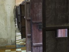 -吐斯廉屠杀博物馆