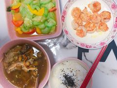 -臻爱住家月嫂育儿嫂(万达店)