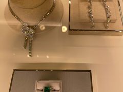 -Tiffany & Co.蒂芙尼
(杭州大厦店)