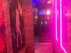 -路边边.炒菜烧烤.音乐餐厅(良乡长虹店)