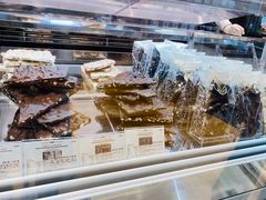-VENCHI 闻绮(上海佛罗伦萨小镇店)