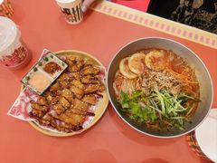 -万能料理屋(钟鼓岭路店)