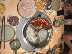 -巴奴毛肚火锅(七宝领展广场店)