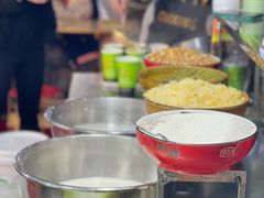 -清真老马家国华牛奶鸡蛋醪糟(正宁路店)