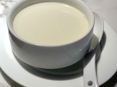 蛋白杏仁茶-钟菜·粤菜点心·宴请(海上世界·汇港二期店)