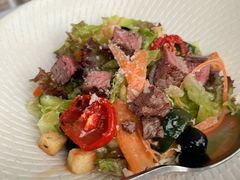 烤和牛肉沙拉-圣丰索菲特·法国餐厅