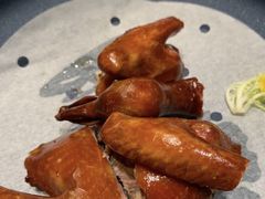 红烧脆皮玻璃乳鸽-星河湾半岛酒店-真粤中餐厅