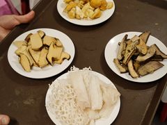 -天宜隆蘑菇宴火锅(石景山旗舰店)