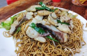 Fish Fillet Stir-Fried Noodles