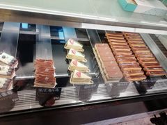 -Dough&Joe团憩(瑞虹天地月亮湾店)