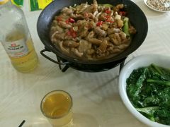 -国庆鱼头鱼尾馆(盛世华庭店)