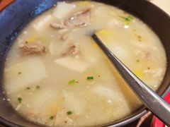 鸭架炖白菜豆腐汤-青年公社烤鸭(宝杨宝龙广场店)