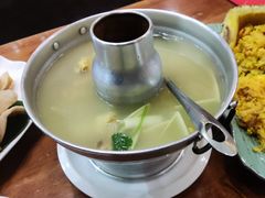 东卡椰奶鸡汤-荷花泰菜(东方新天地店)