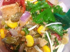 豆腐藜麦沙拉碗-巴黎贝甜(凯德MALL望京店)