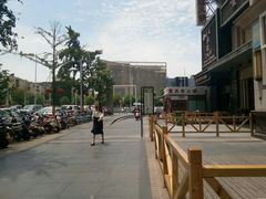-曼哈顿商业广场(升龙广场店)