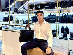 -王府井百货熙地港店