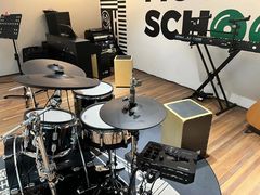 -牛班音乐学校(晶融汇购物中心店)