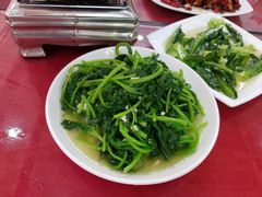 -乡土特色.冷锅鱼.牦牛肉汤锅