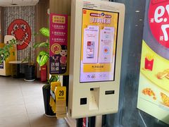 -麦当劳(莘松路芭比伦DT店)