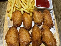 鸡翅薯条-叶派龙虾•招牌香辣蟹·海鲜(中海国际店)