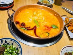 -洱火云南酸菜牛肉火锅(石景山当代商城店)