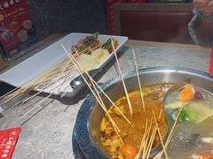 鸳鸯锅底-成都玉林串串香(世纪港湾店)