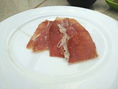 -亮马河饭店翠雅咖啡厅