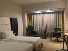 -上海虹桥西郊假日酒店