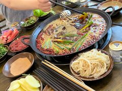 -黄潇洒老火锅(九眼桥宏济巷店)