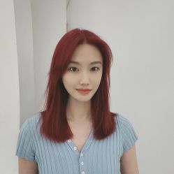 -变画·发型STUDIO