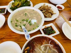 -白家高记肥肠粉(总店)