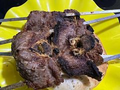 -烤肉小伙烤肉店