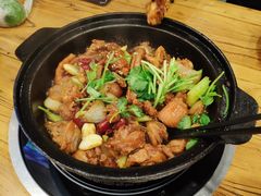 -鱼众不同·鸡公煲·烤全鱼(国顺路店)