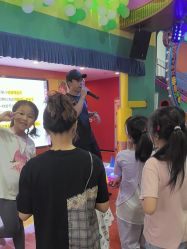 -欧酷世界动力星球(王府井奥莱UP TOWN店)