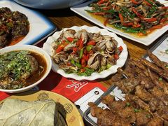 -李双猪·小龙虾·烧烤·羊肉煲(乐山店)