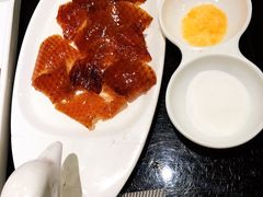 -皇城根·鲁菜济南菜·吊炉烤鸭·炒鸡鱼头(济南旗舰店)